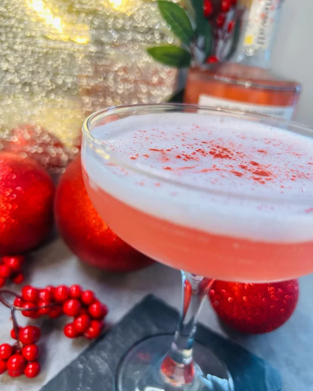 ARE YOU RASPBERRY FOR CHRISTMAS 🎄👀 

The newest Stonewall festive cocktail is coming up, with some edible glitter of course ✨